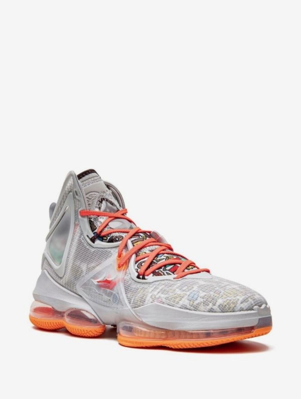 Nike Lebron 19